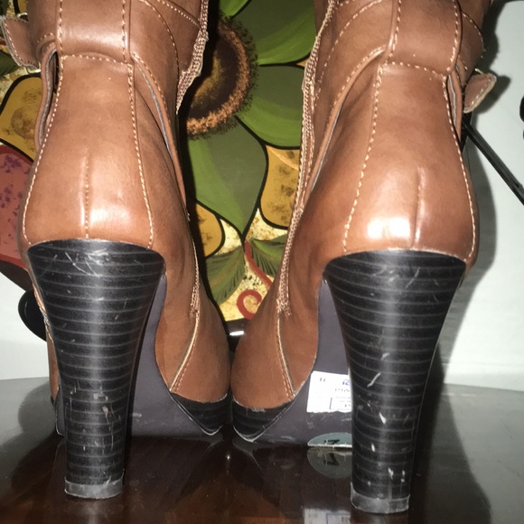 Jasmin - Picture 4 of 8